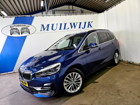 BMW 2 Serie Gran Tourer 216i Business Edition Plus 7 pers. / Trekhaak / Leder /