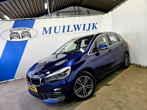 BMW 2 Serie Active Tourer 218i Corporate Lease Executive / Trekhaak / NL Auto