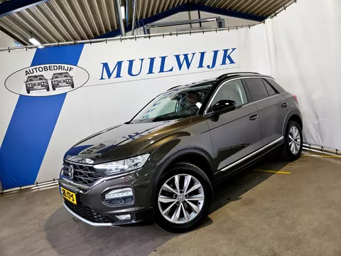 Volkswagen T-Roc 1.5 TSI Sport / Leder / Camera / Adapt. Cruise