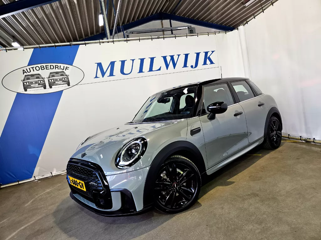 MINI Cooper John Cooper Works 1.5 Cooper / Black Optic / Camera / NL Auto