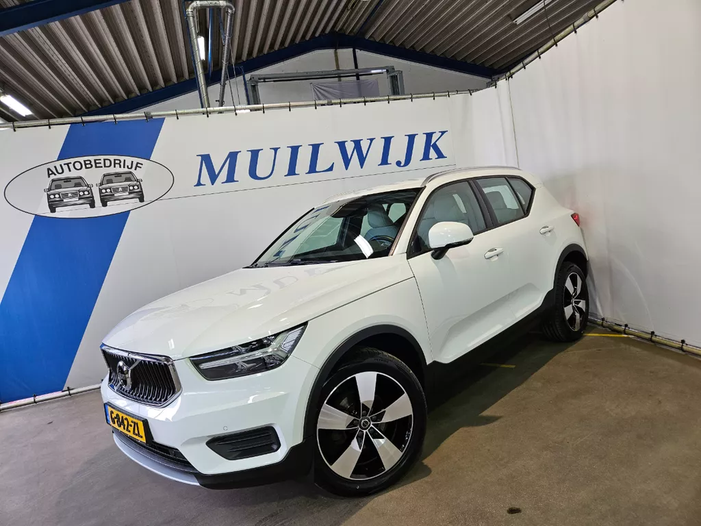 Volvo XC40 1.5 T3 Momentum Pro / Automaat / Camera / NL Auto