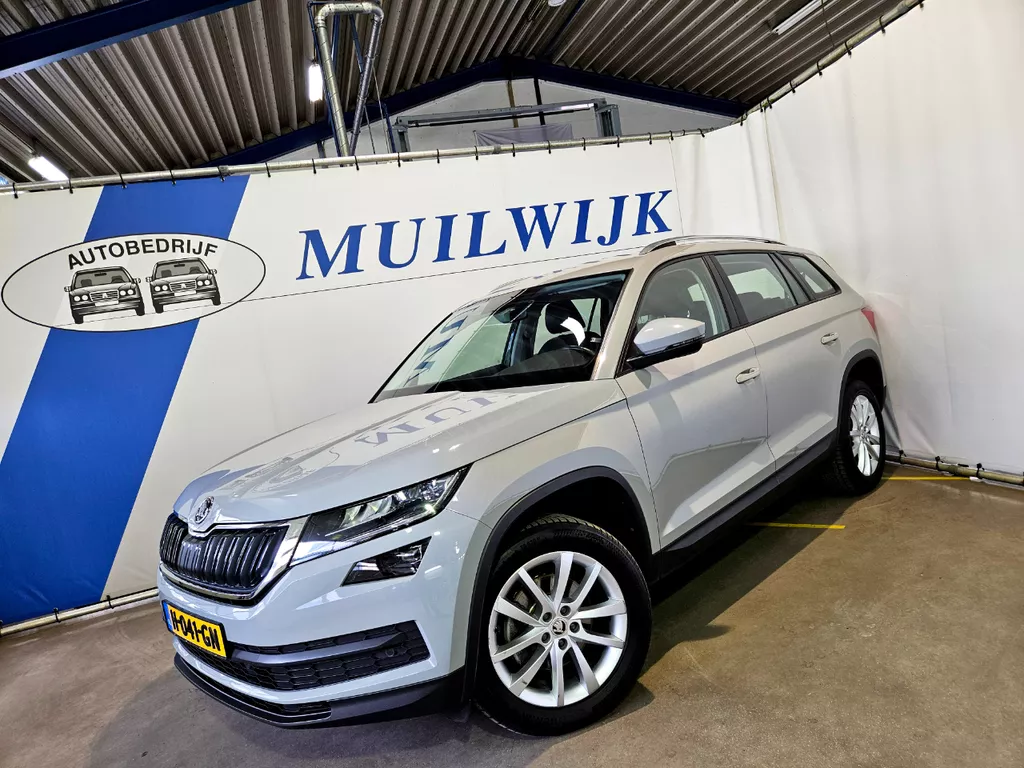 &Scaron;koda Kodiaq 1.5 TSI Business Edition 7 pers. / Trekhaak / Camera / NL Auto