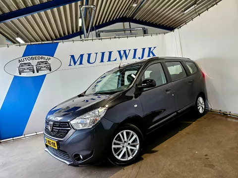 Dacia Lodgy 1.3 TCe Comfort 7 pers. / Trekhaak / Camera / NL Auto