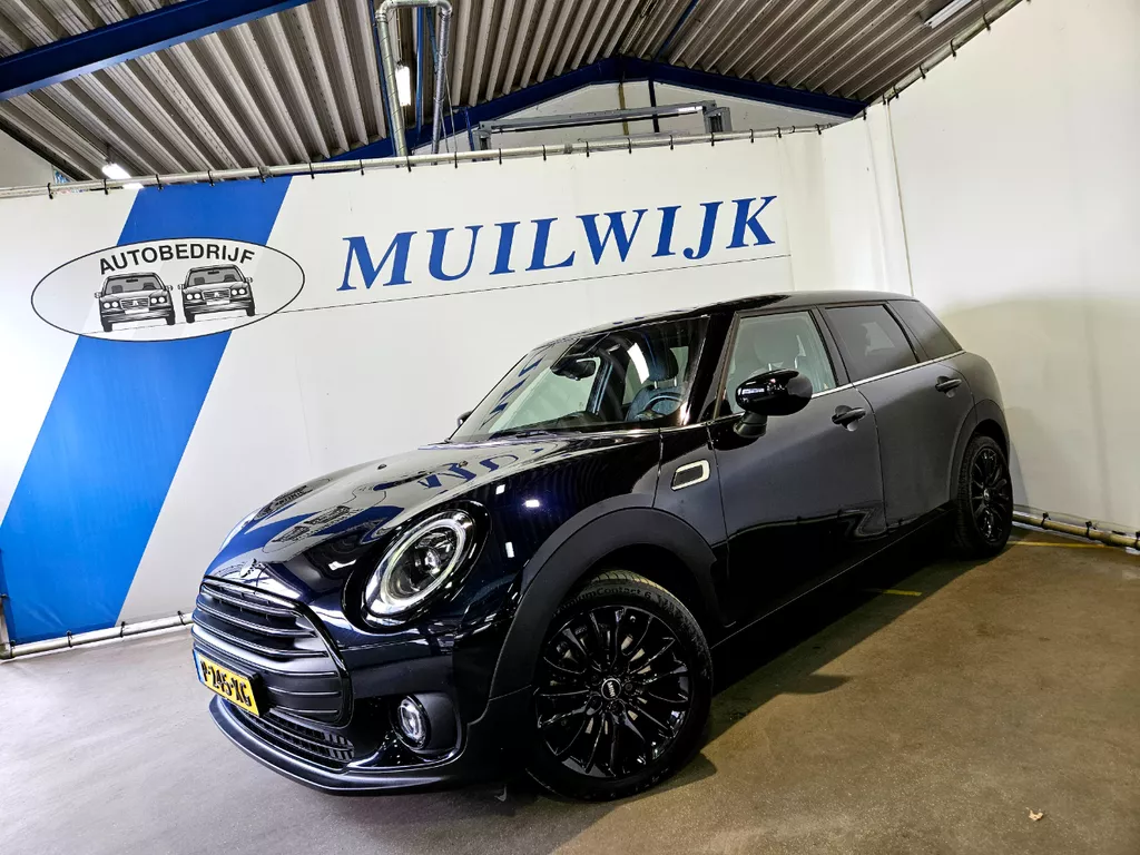 MINI Clubman 1.5 Cooper Business Edition / Black Optic / NL Auto