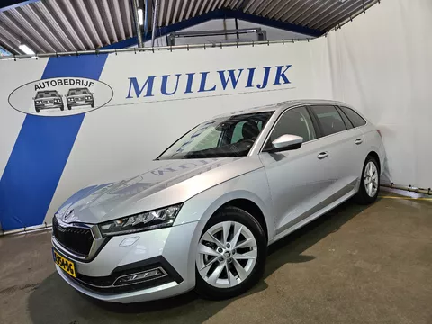 &Scaron;koda Octavia Combi 1.0 TSI Business Edition Plus / Panodak / Navi / NL Auto