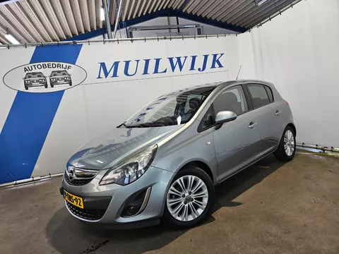 Opel Corsa 1.4-16V Cosmo / Stoel / Stuurverwarming / NL Auto