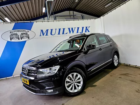 Volkswagen Tiguan 1.5 TSI Comfortline Business / Panoramadak / Leder / NL Auto
