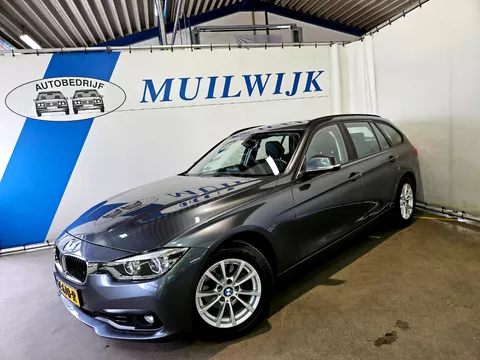 BMW 3 Serie Touring 318i Executive / Navi / Full LED / NL Auto