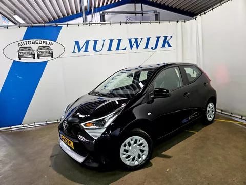 Toyota Aygo 1.0 VVT-i x-play limited / Carplay / Camera / NL Auto