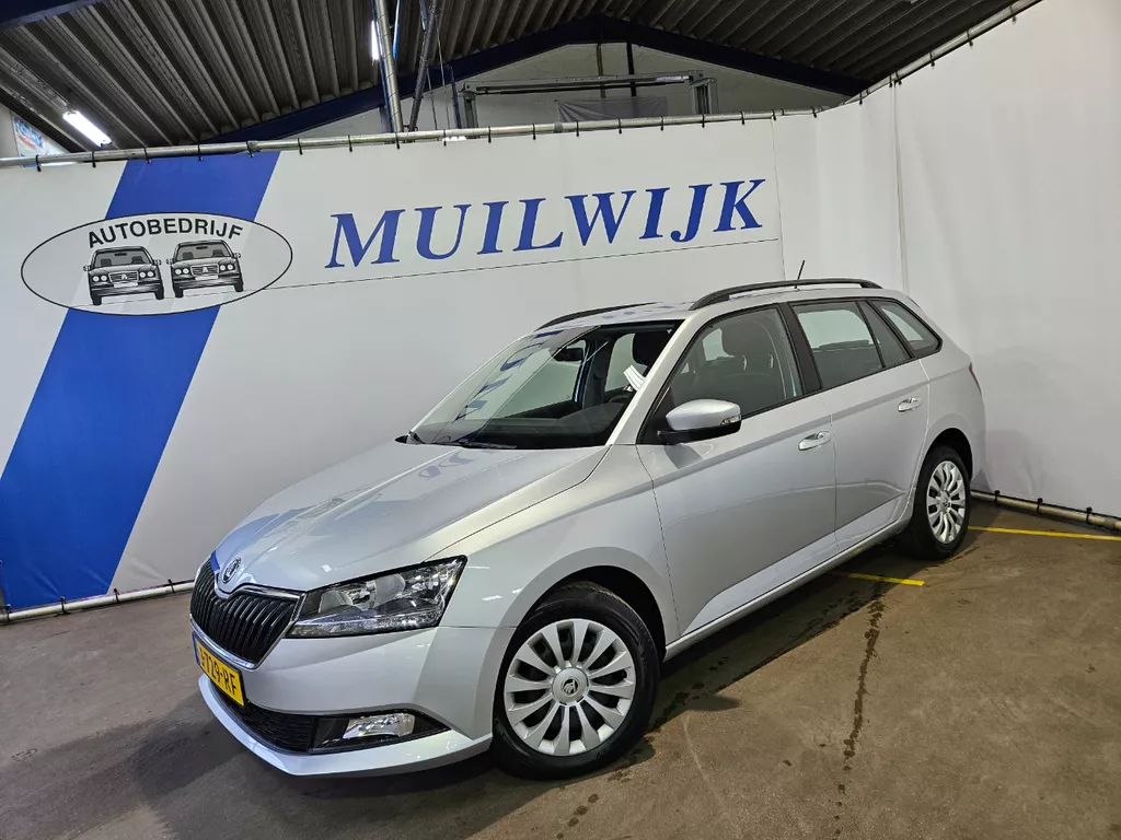 &Scaron;koda Fabia Combi 1.0 TSI Ambition / Trekhaak / Navi / NL Auto