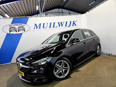 Mercedes-Benz B-Klasse 180 Business Solution AMG / Widescreen / NL Auto