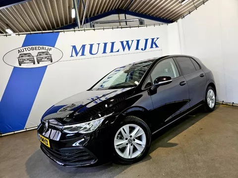 Volkswagen Golf 1.5 TSI Life / Trekhaak / Camera / NL Auto