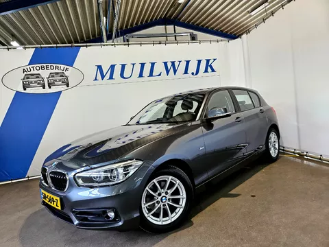 BMW 1 Serie 118i Executive Sport / Sportstoelen / LED / NL Auto