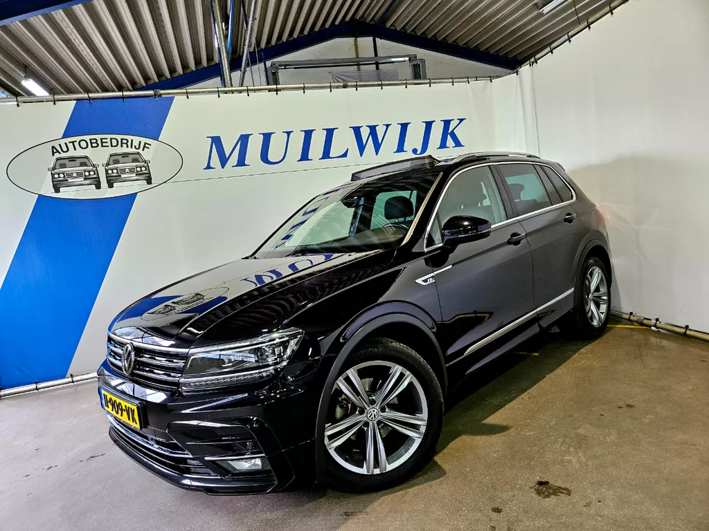 Volkswagen Tiguan 1.5 TSI R-Line Highline / Panoramadak / NL Auto